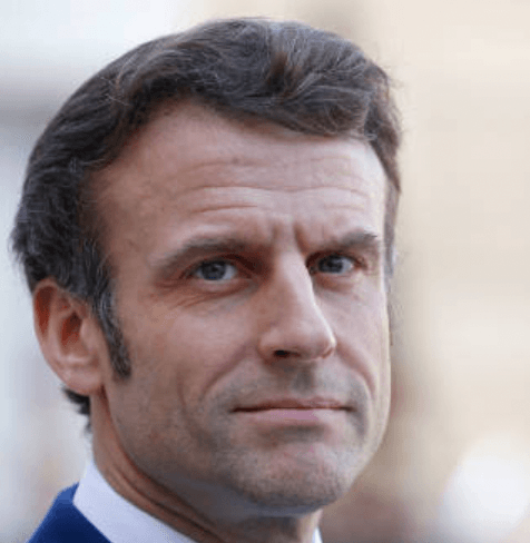 Au cœur de la Sorbonne, Emmanuel Macron redonne vie à la start-up Nation