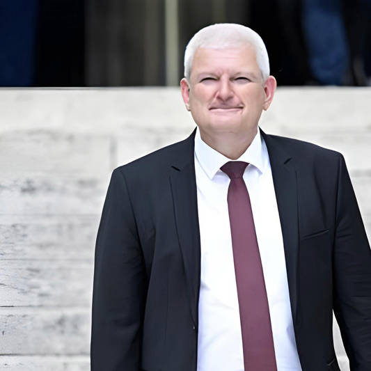 L’aide à mourir face aux vieux tabous : la France veut-elle vraiment en finir avec sa morale ?