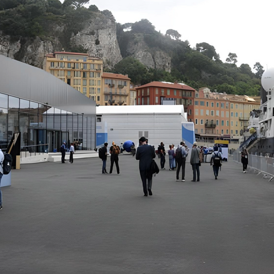 À Nice, des dirigeants se retrouvent pour redéfinir « les rôles tampons » des océans