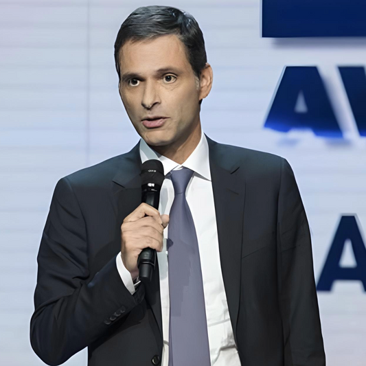 Rodolphe SaadĂ© : le capitaine Ă bord dâun bateau en exil fiscal