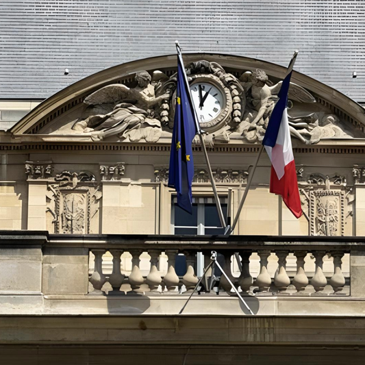 L'administration française parvient-elle à identifier les futurs grands problÚmes de nos civilisations.