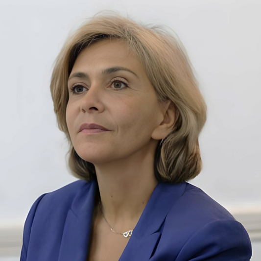 ValĂ©rie PĂ©cresse: "Payer pour des licences qui ne sont pas utilisĂ©es est un non-sens. Mais au-delĂ de lâaspect financier, il y a une perte pĂ©dagogique. "