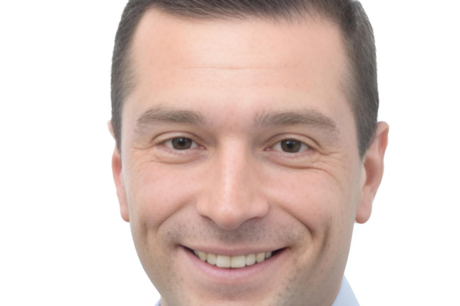 Face aux révélations de Pierre-Stéphane Fort et Mediapart, Jordan Bardella fait l’autruche