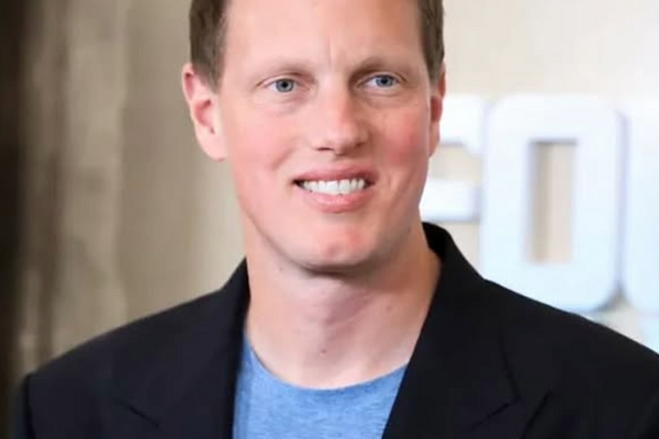 David Ellison boucle le rachat de Warner et Paramount