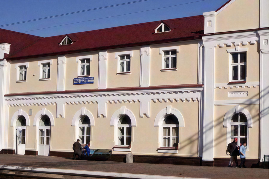 Ukraine : un drone russe frappe un train près de la Pologne
