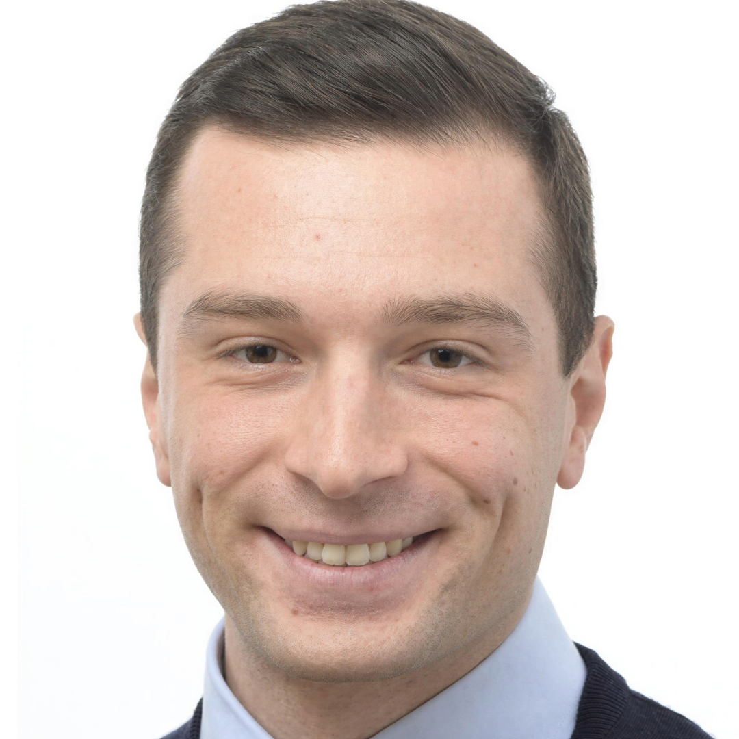 Jordan Bardella, l'héritier sous tutelle du clan Le Pen