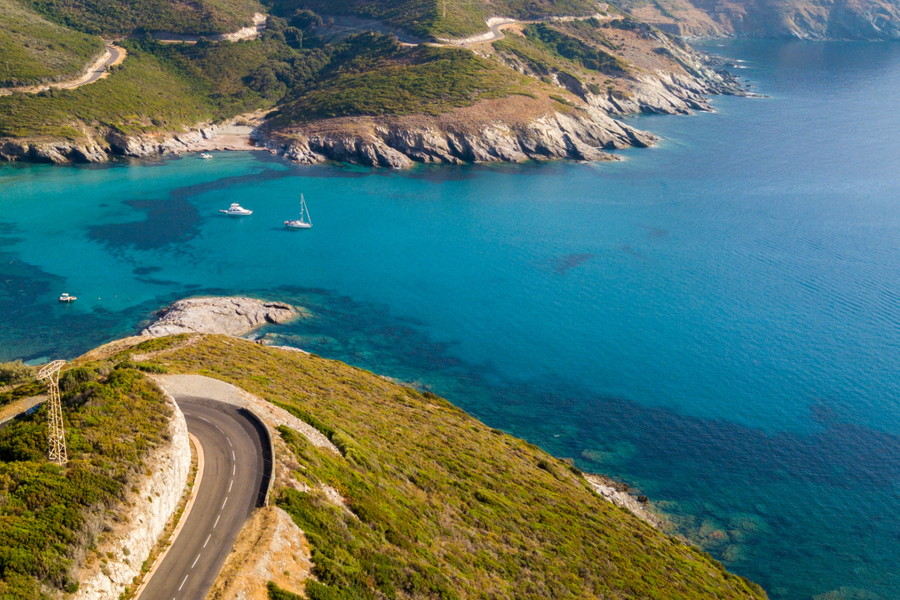 La Corse à l’heure des choix : entre autonomie et tensions nationalistes