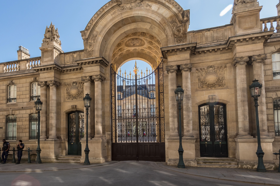 Exécutif : à l’Élysée, les ministres préparent une fin de mandat tumultueuse