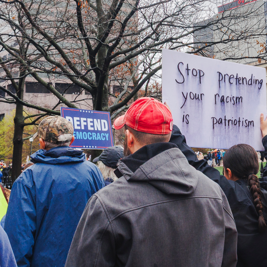 Antifascisme : La France Insoumise tombe dans un virage trop à gauche