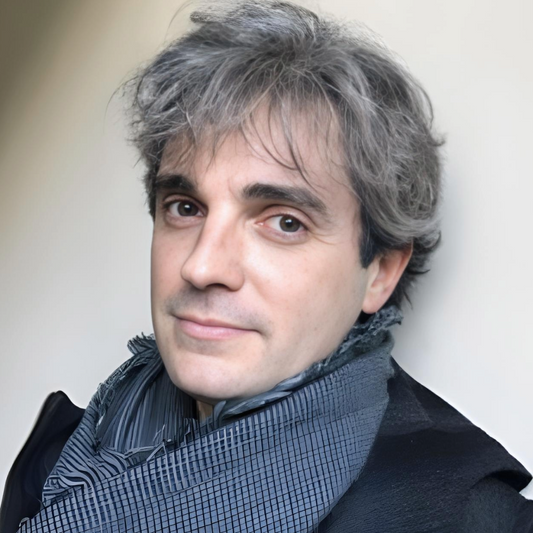 Mathieu Bellahsen : le combat d’un psychiatre contre l’enfermement en psychiatrie
