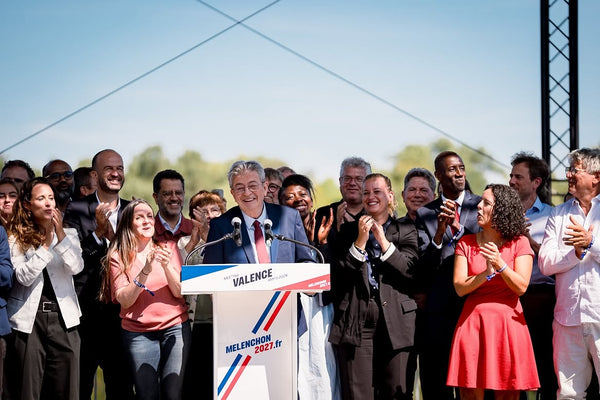Jean-Luc Mélenchon : un homme politique maîtrisant son impopularité