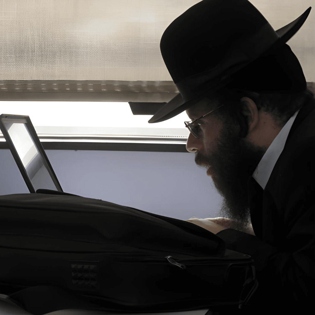 À Jérusalem, les ultraorthodoxes manifestent et rêvent d’appliquer la Halakha partout en Israël - Rightbrain Magazine store 