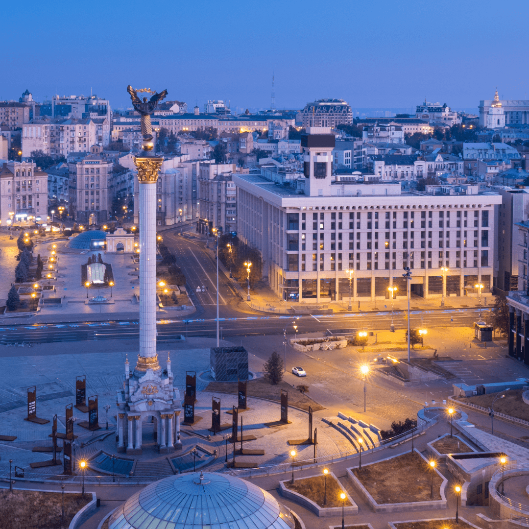 À Kiev, les réseaux sociaux deviennent les principaux canaux d’information et de mobilisation sociale - Rightbrain Magazine store 