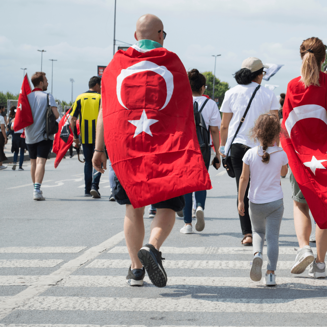 Au fil des années, la Turquie impose ses drones comme le symbole d’une modernité militaire autonome et désoccidentalisée - Rightbrain Magazine store
