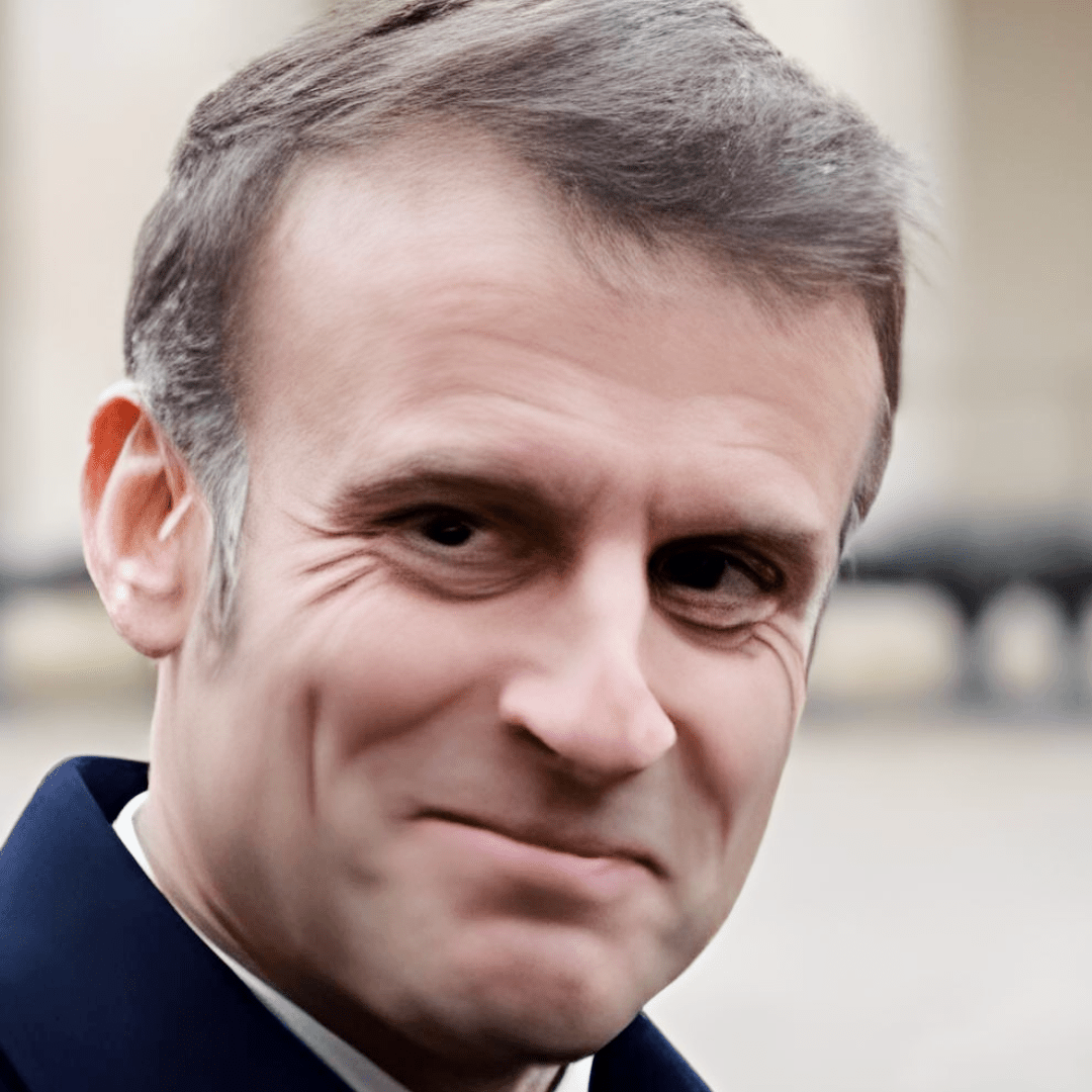 Au fil des semaines, Emmanuel Macron s’impose comme le chef des armées européennes - Rightbrain Magazine store 