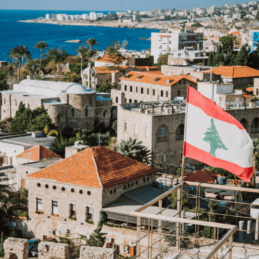 Au Liban, les frappes israéliennes sur secouristes et journalistes violent le droit international - Rightbrain Magazine store 