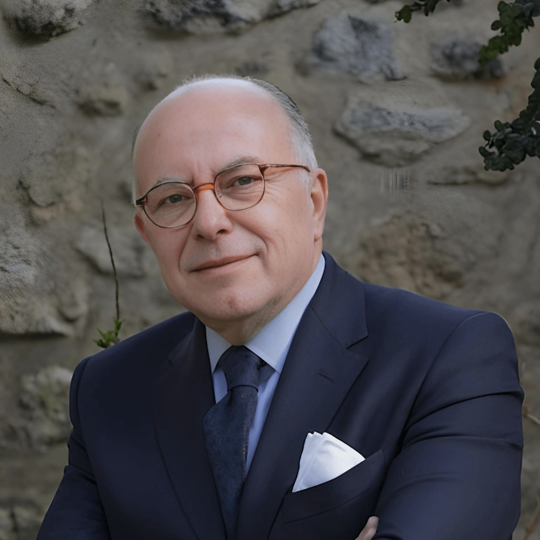 Bernard Cazeneuve: un homme aux solutions raisonnables pour son pays? - Rightbrain Magazine store 