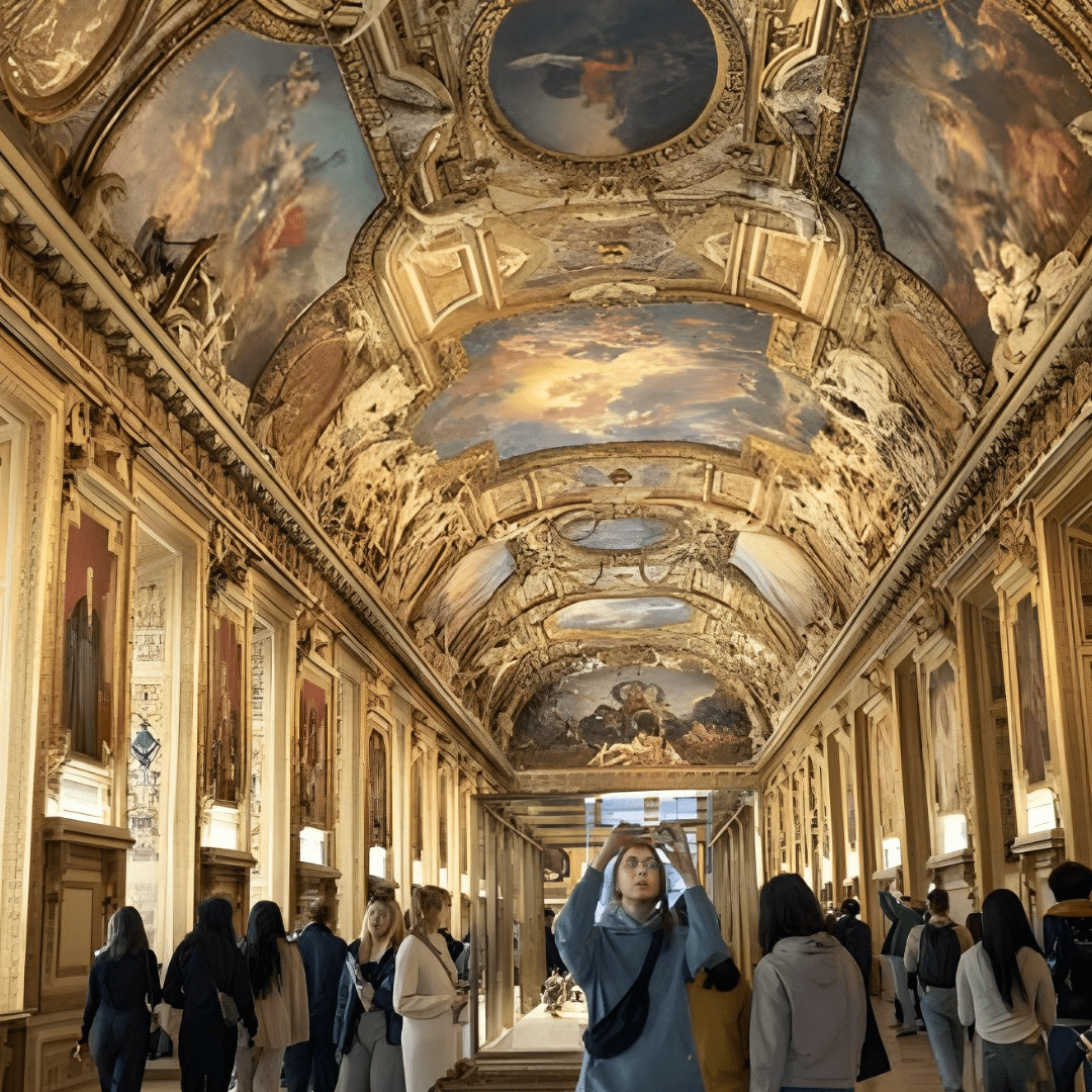 Braquage au Louvre : un acte montrant que la France s’éloigne de l’Antique Alexandrie - Rightbrain Magazine store 