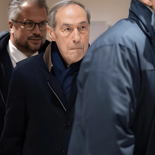Claude Géant : un homme de l’ombre ayant navigué entre Paris et Tripoli - Rightbrain Magazine store 