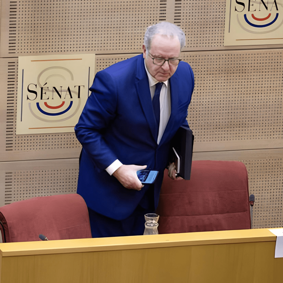 Conseil constitutionnel : Richard Ferrand est nommé à une voix près - Rightbrain Magazine store 