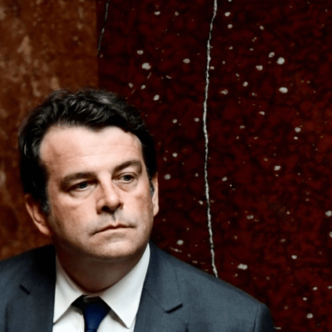 Dans son appartement, Thierry Solère tente de rediscipliner l’armée mexicaine construite après les primaires de la droite - Rightbrain Magazine store 