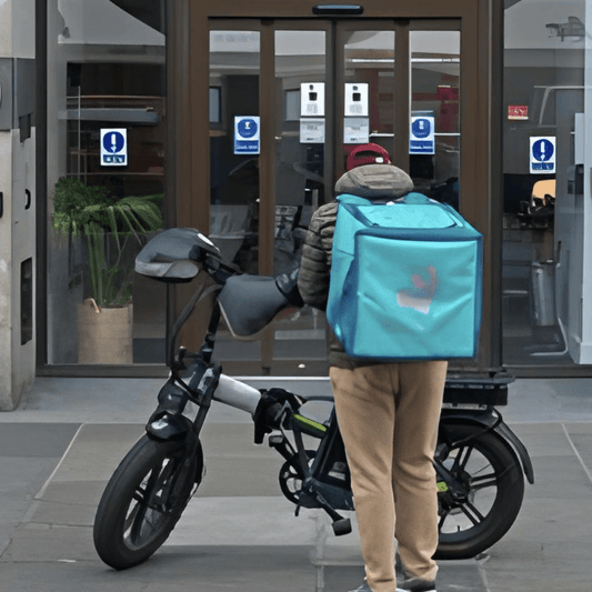 Deliveroo : l’application qui utilise l’autoentrepreneuriat pour mieux neutraliser le droit du travail - Rightbrain Magazine store 