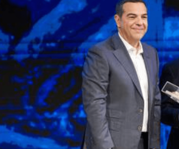En pleine crise politique, la France a besoin d'un nouveau Alexis Tsipras - Rightbrain Magazine store 