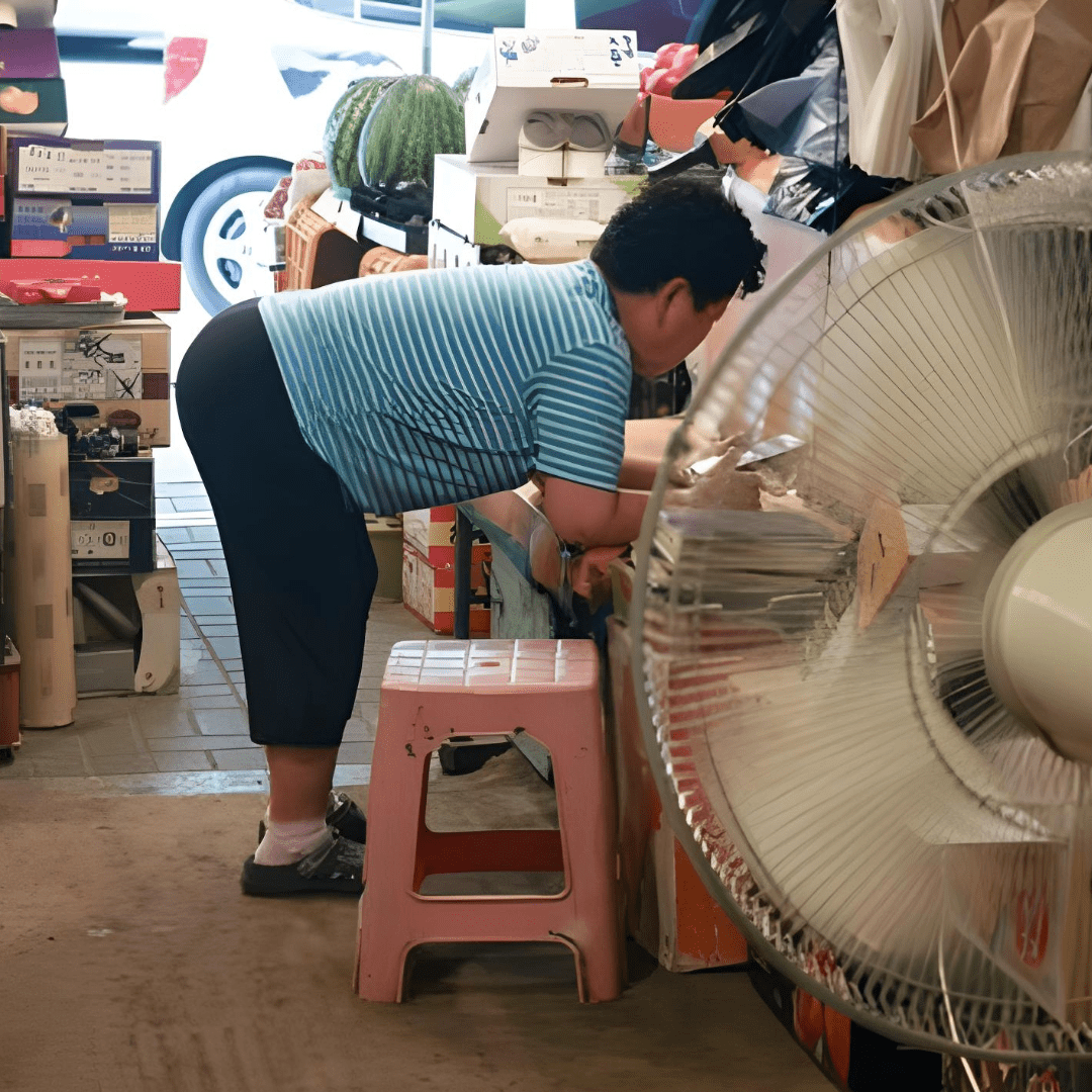 Exténués par la canicule, les Français peinent à adopter un bon bilan carbonne - Rightbrain Magazine store 