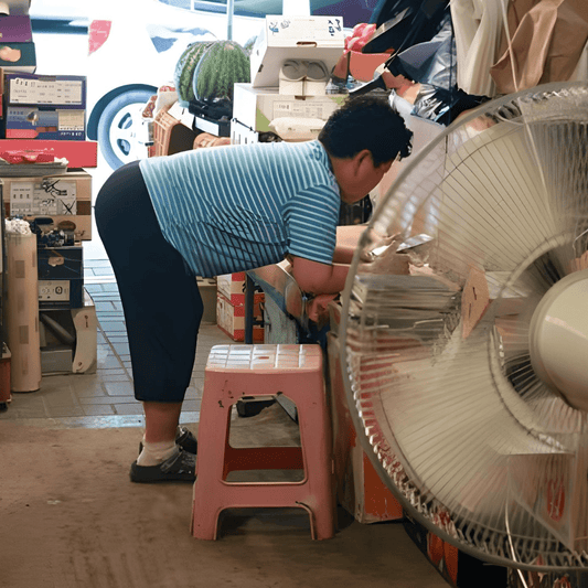 Exténués par la canicule, les Français peinent à adopter un bon bilan carbonne - Rightbrain Magazine store 