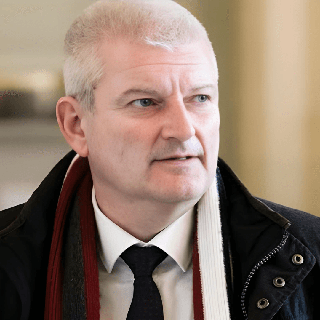 " La dignité est un droit, elle exige une loi ; c’est notre devoir" - Rightbrain Magazine store 