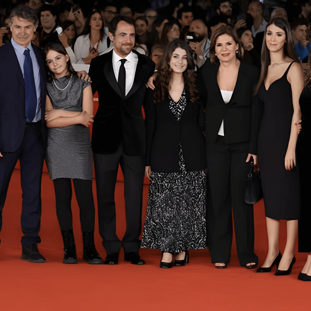 “La Grande Ambition” : un film ressuscitant les grands moments de l’Eurocommunisme - Rightbrain Magazine store 