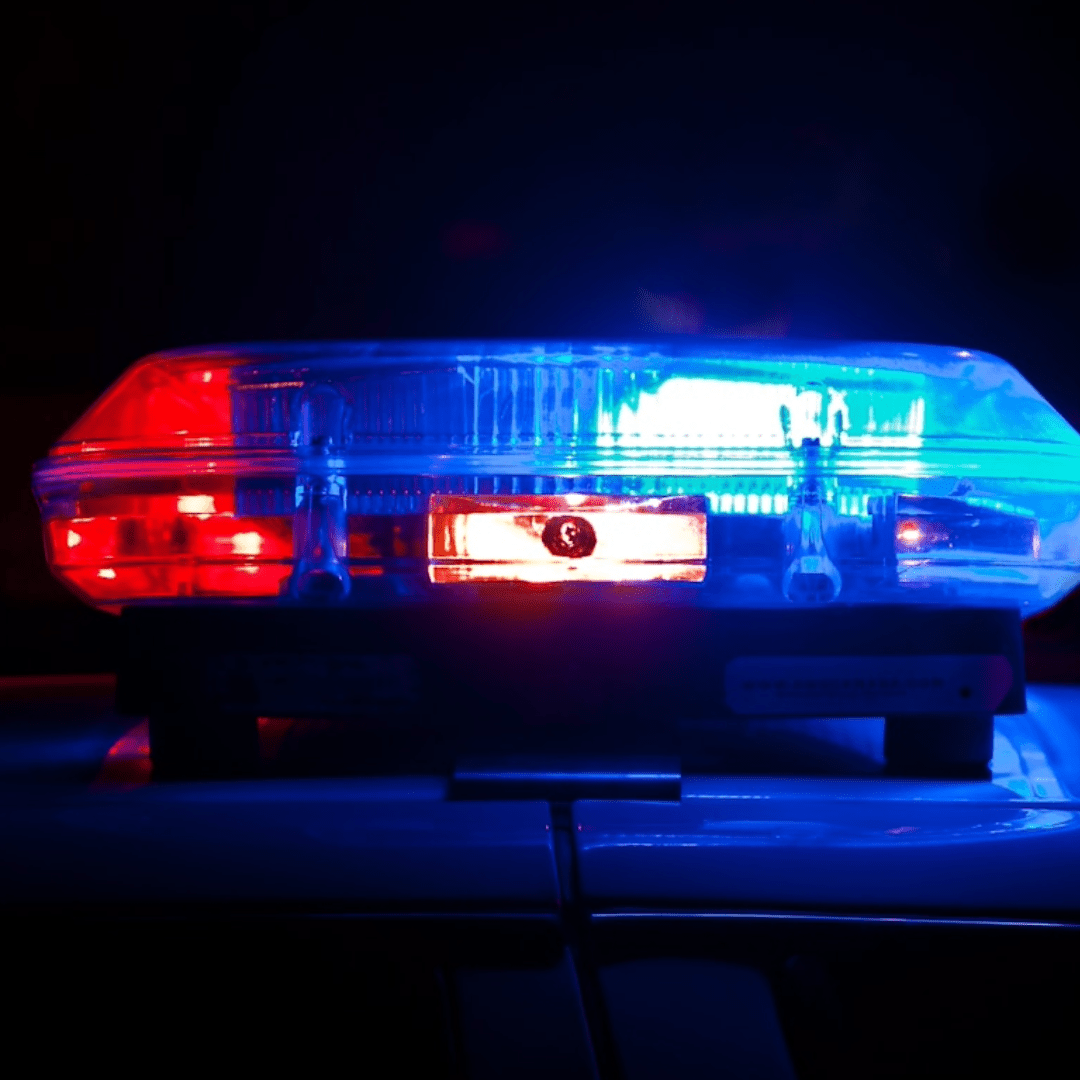 La mort de Mehdi Kessaci : un nouveau drame dans une ville manquant de community policing. - Rightbrain Magazine store 