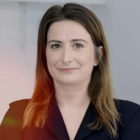 La taxe Zucman : une mesure mettant tous les écologistes d’accord - Rightbrain Magazine store 