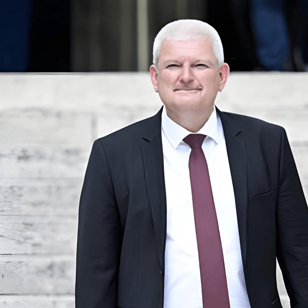 L’aide à mourir face aux vieux tabous : la France veut-elle vraiment en finir avec sa morale ? - Rightbrain Magazine store 