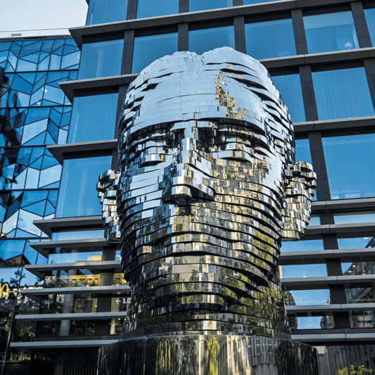 LE FONDS POUR LA PRESSE LIBRE : UNE ASSOCIATION OPPOSÉE À TOUTES LES FORMES DE SERVITUDES KAFKAÏENNES - Rightbrain Magazine store