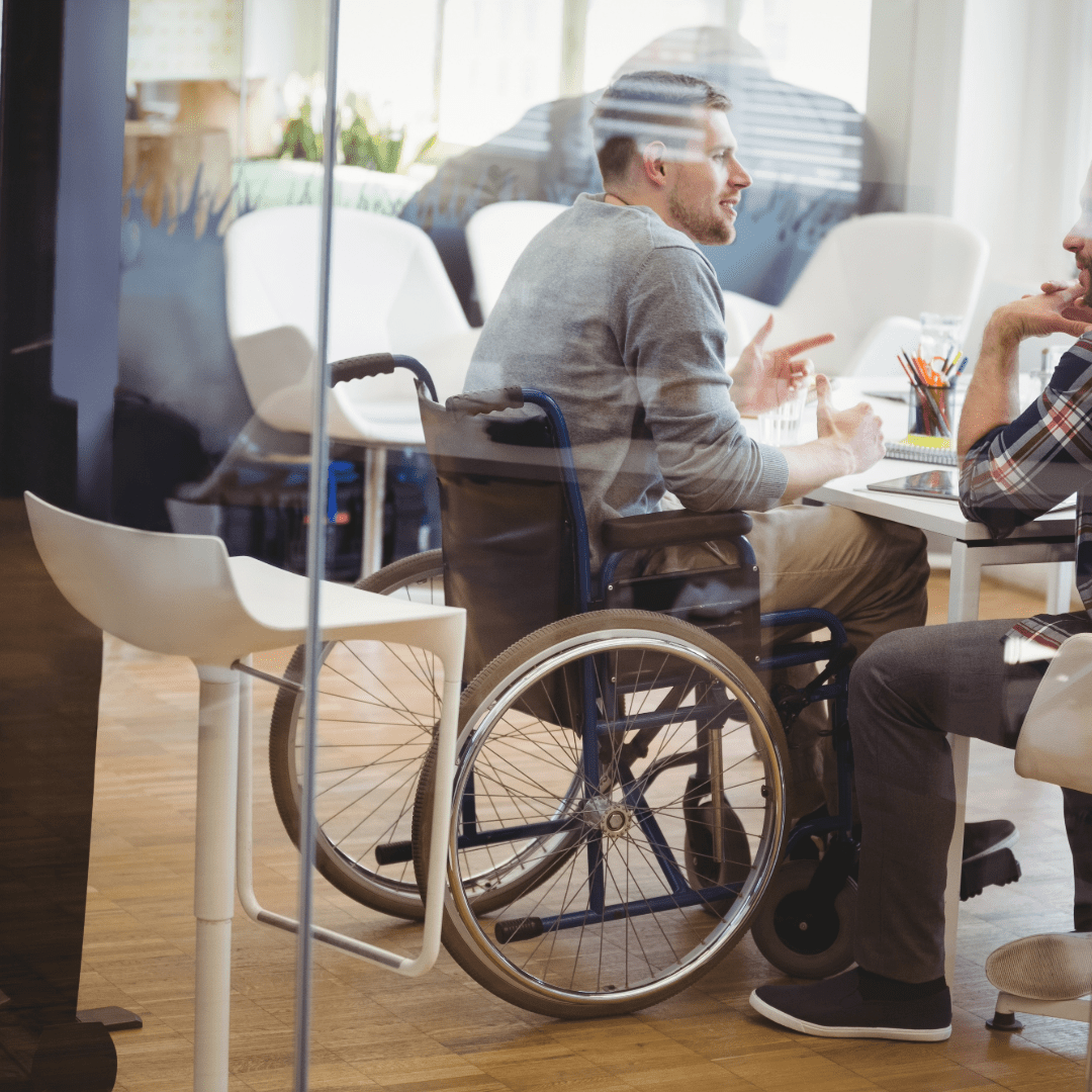 Les AESH : des piliers invisibles de l’école inclusive en tension presque permanente - Rightbrain Magazine store 