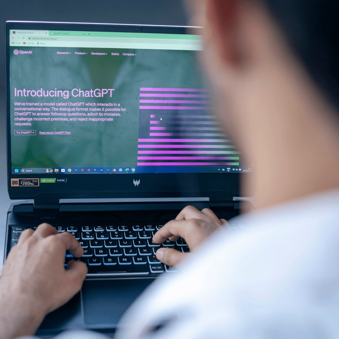 Les Chatbots : des outils pouvant nous rendre déments ? - Rightbrain Magazine store 