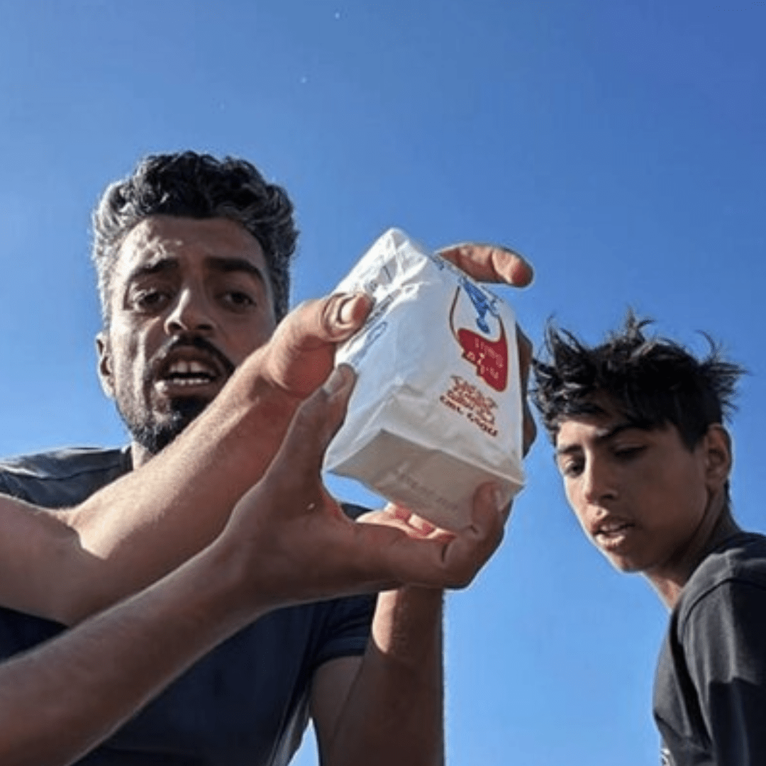 Les pays européens larguent aléatoirement des denrées dans la bande de Gaza - Rightbrain Magazine store 