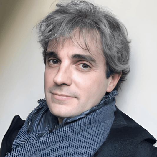Mathieu Bellahsen : le combat d’un psychiatre contre l’enfermement en psychiatrie - Rightbrain Magazine store 