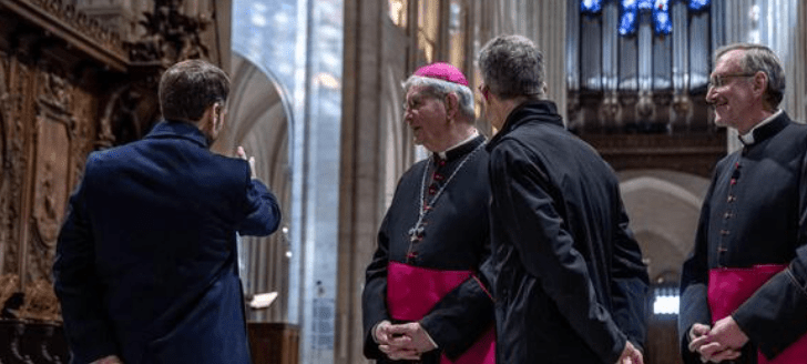Notre Dame: un édifice reconstruit grâce à des quelques coups de comm et des lois d’exception - Rightbrain Magazine store 