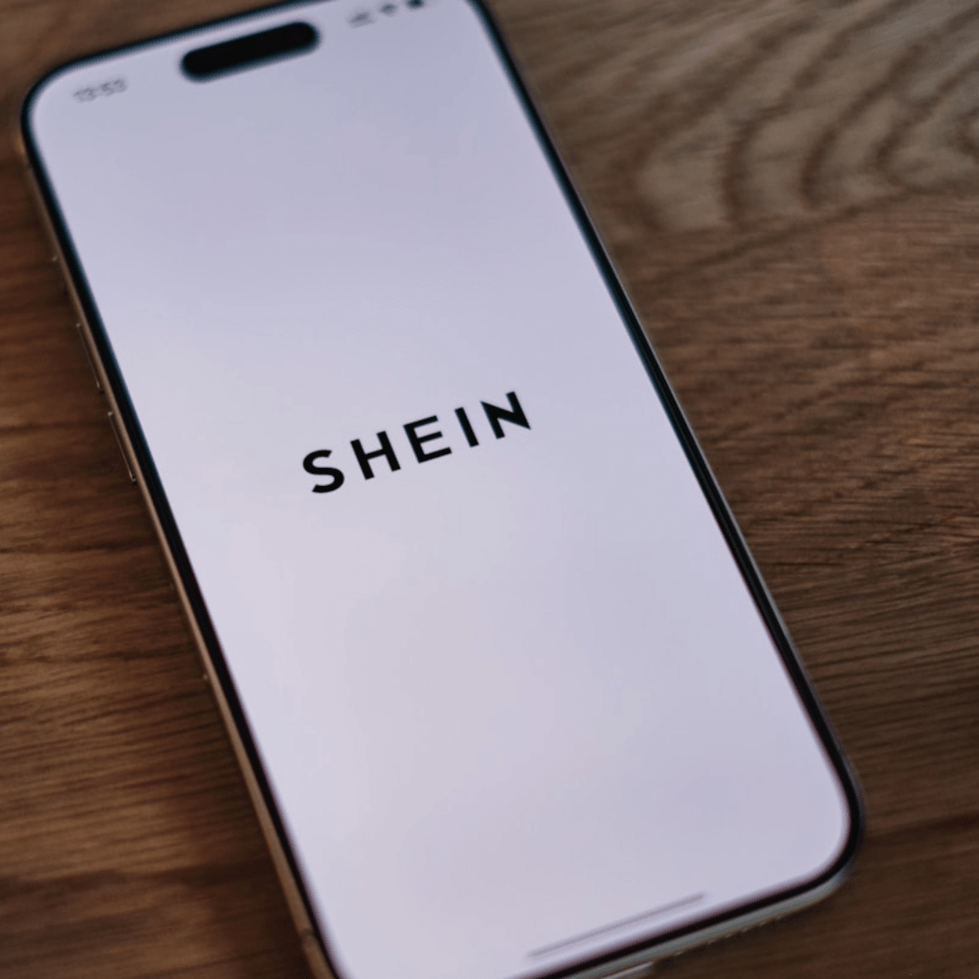 Shein au BHV : autopsie d’un vieux modèle commercial dévoré par l’e-commerce - Rightbrain Magazine store 