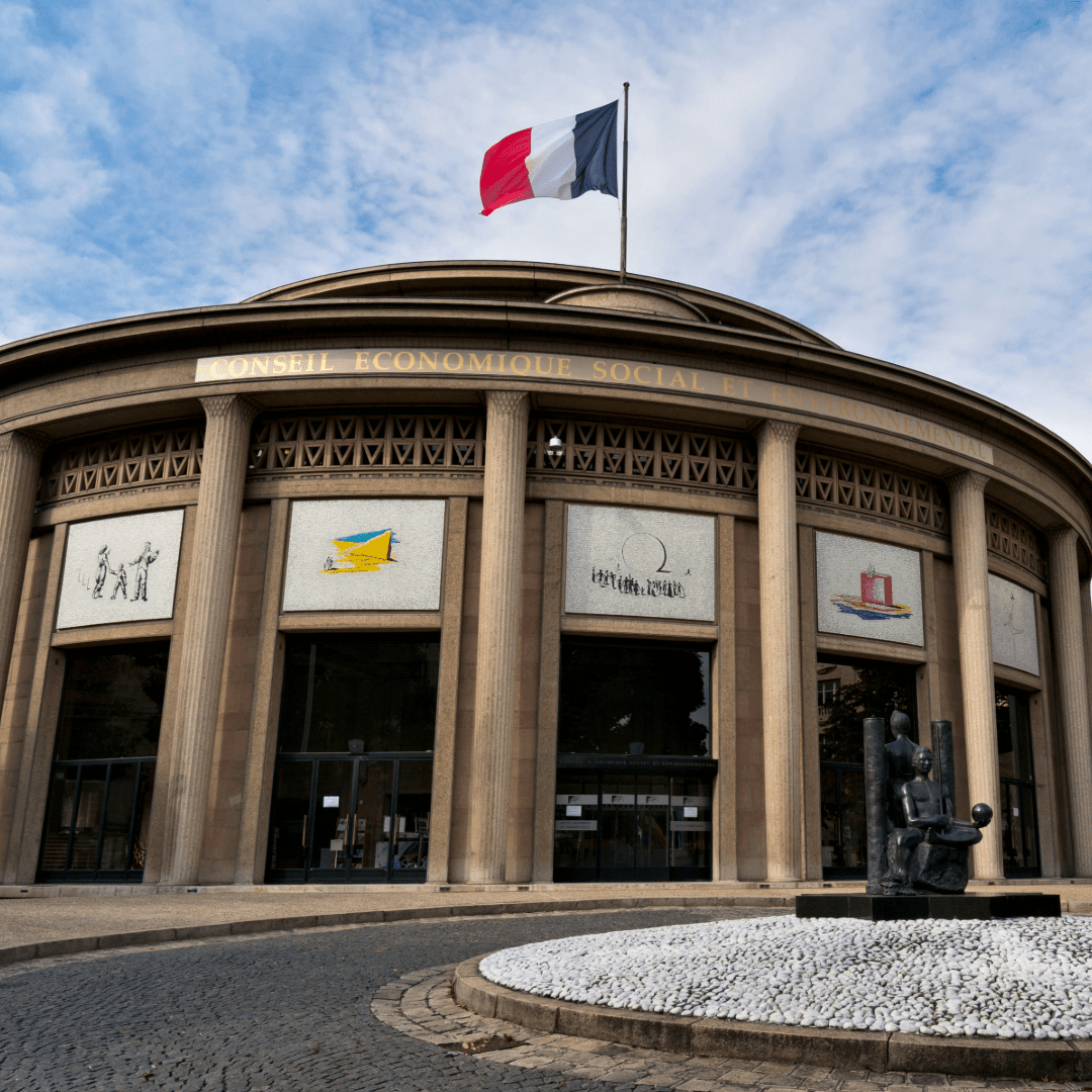 THIERRY BEAUDET : L’HOMME QUI A VOULU RÉVEILLER LA DÉMOCRATIE - Rightbrain Magazine store