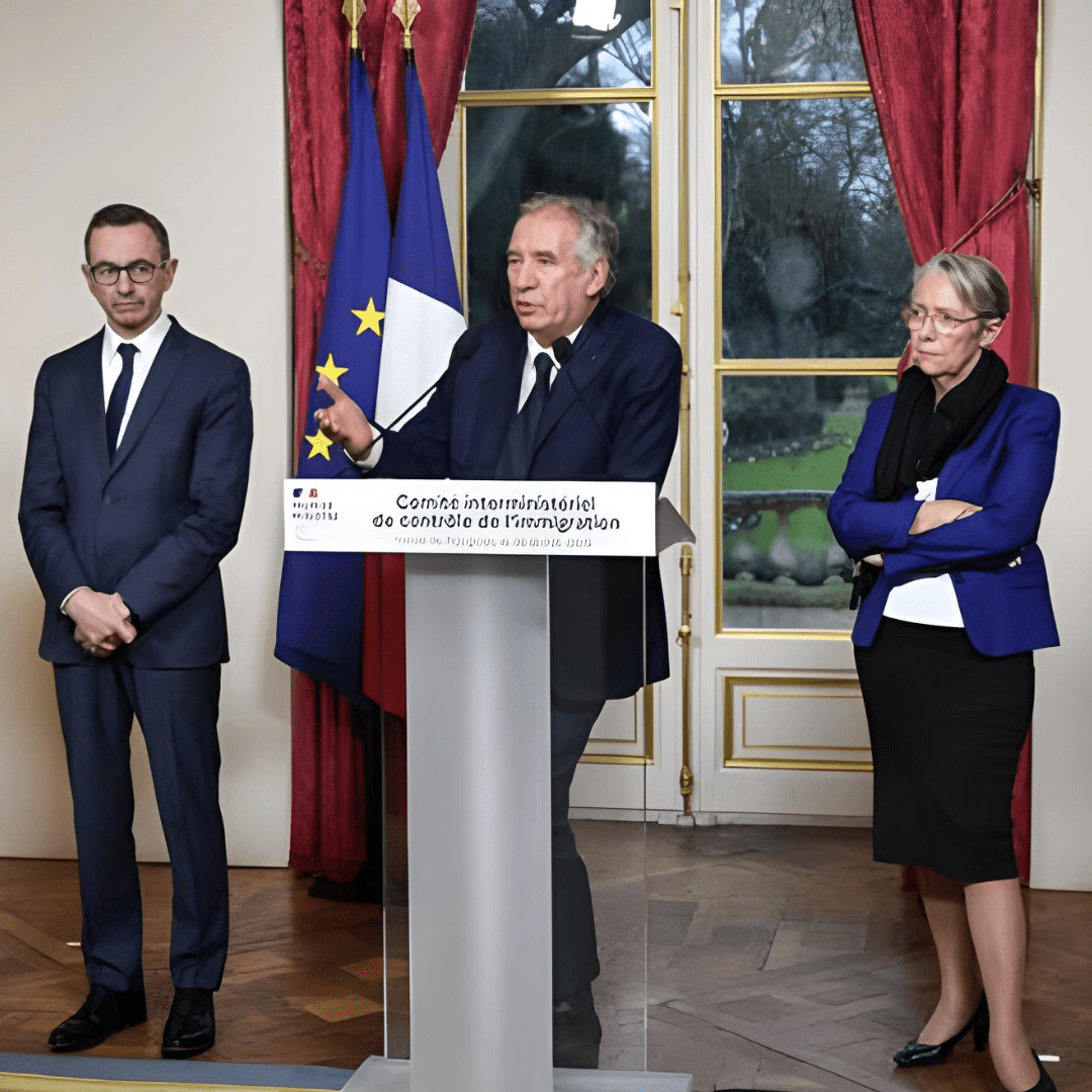 Un demi-siècle d’exception : comment Paris veut briser l’accord de 1968 - Rightbrain Magazine store 