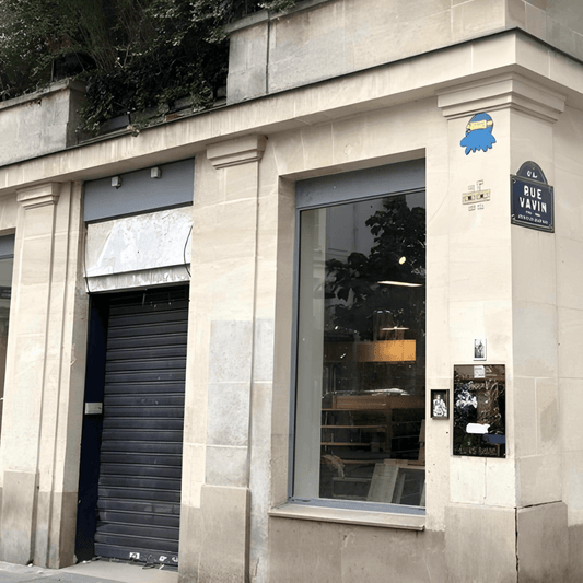 Un escalier de trop : quand le 6ᵉ arrondissement refuse de descendre d’un rang social - Rightbrain Magazine store 