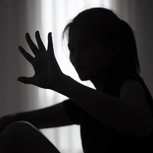 VSS : la France face à l'onde de choc des violences dans les couples - Rightbrain Magazine store